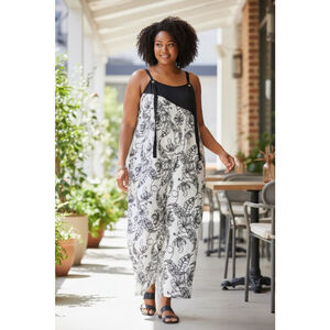 Girl Soul Jumpsuit 2X White Black Floral Print